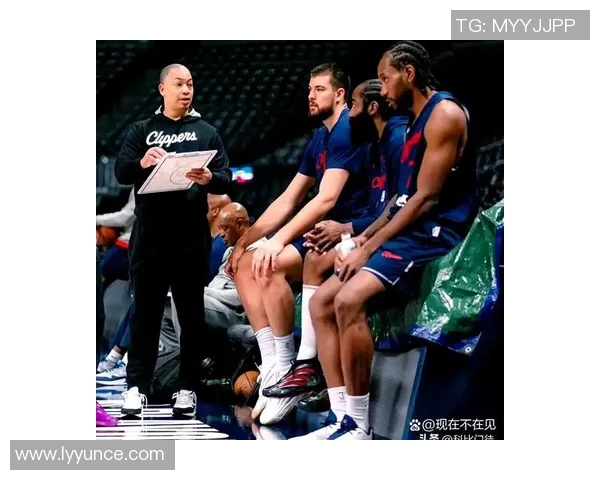 快船与掘金激战G6争夺季后赛晋级名额精彩对决引人瞩目